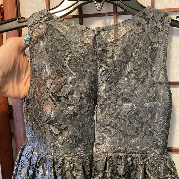 Flower Girl Dress - Picture 4 of 8